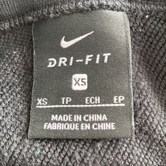 Nike Dri-Fit Sweater - Picture 6 of 6